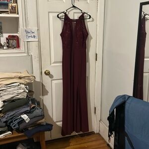 Nightway Women's Lace Halter Gown Red Size 4